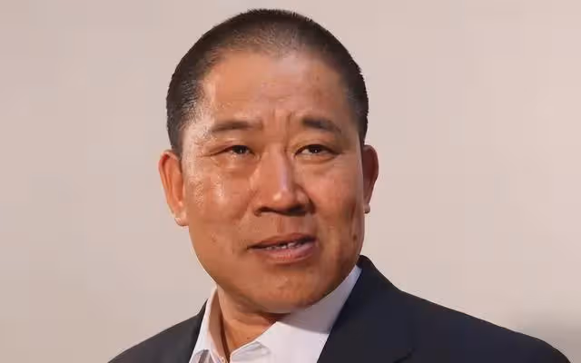 老戲骨杜旭東再次翻車!疑似為電詐拍廣告背書,涉案金額高達上億