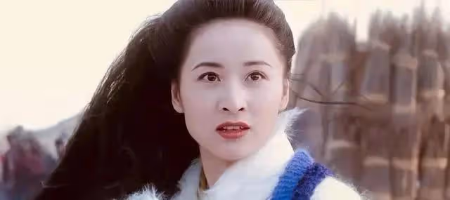 她曾迷倒過張藝謀,將馬景濤傷到心碎,如今60歲卻仍孤身一人
