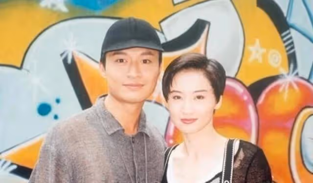 她曾迷倒過張藝謀，將馬景濤傷到心碎，如今60歲卻仍孤身一人