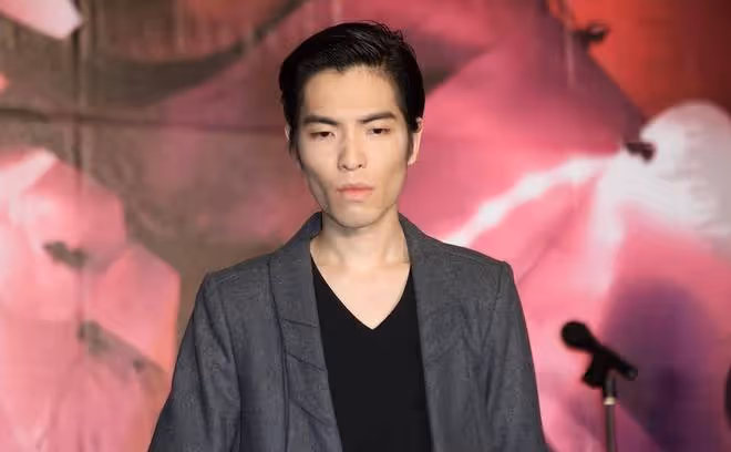 蕭敬騰深夜發聲明立場,自稱中國人,母親病重仍不忘社會責任