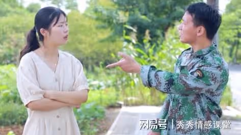 大嫂總發朋友圈僅我老公可見,我疑兩人有貓膩,得知實情我打上門