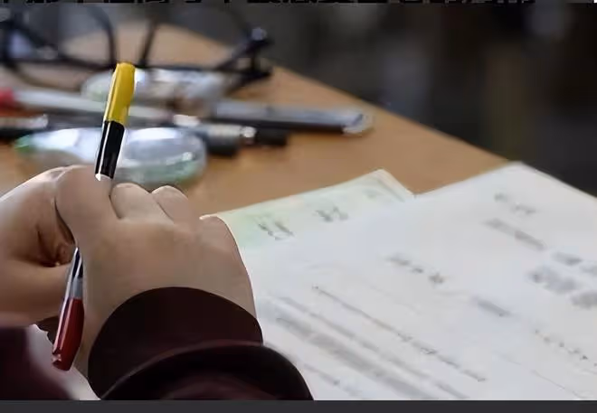 回顧:高考故意交白卷,怒寫8000字抨擊教育制度,如今怎樣了