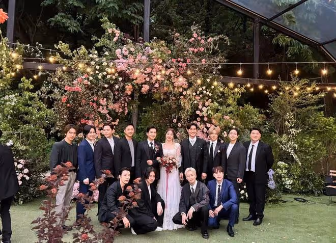 厲旭非公開婚禮，super junior 13人全員到齊，高清大合照公布