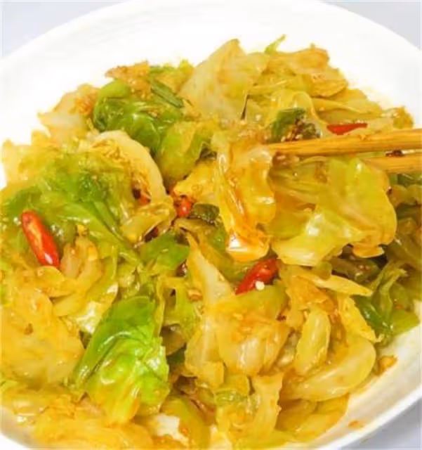 涼拌包菜這樣做太好吃了,清脆爽口,開胃又下飯,1盤不夠吃