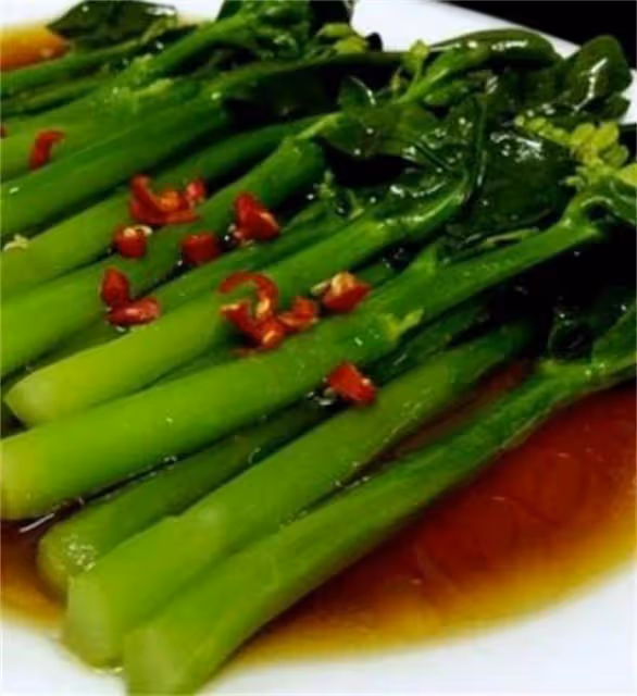 芥蘭怎麼做才好吃?大廚教你一道白灼芥蘭,做一大盤都不夠吃