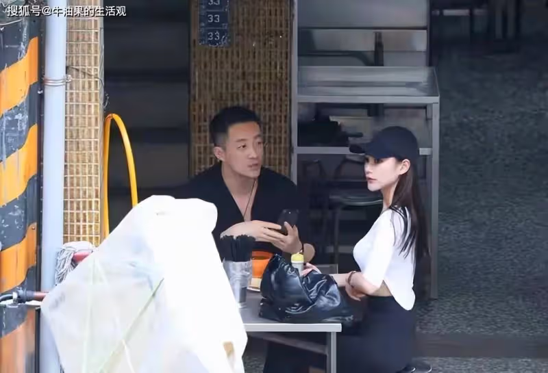 汪小菲官宣下周領證,將正式升級為已婚人士,曾給小梅買百萬包包