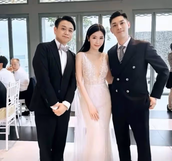 恭喜!香港知名男星關楚耀今日大婚,與妻子在洞房之夜努力造人
