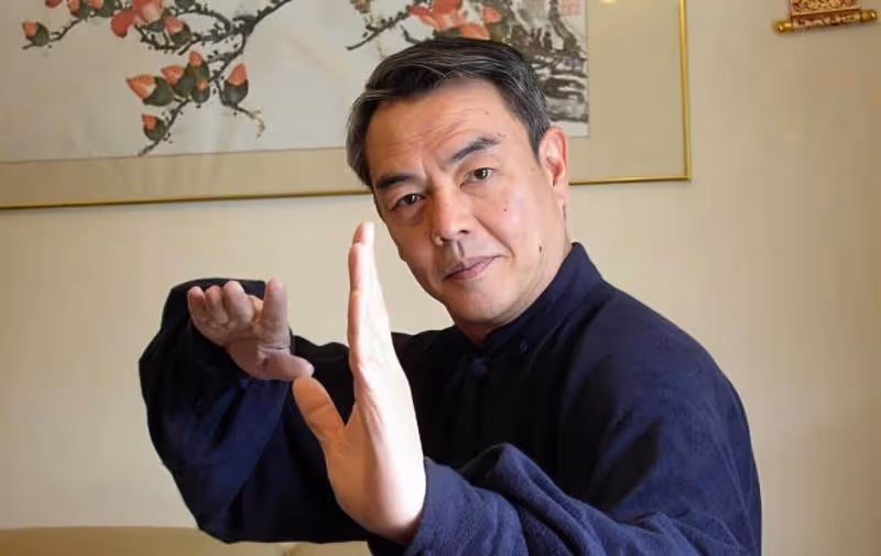 突傳死訊!TVB老戲骨顏國梁患細胞癌離世,與女友戀愛40年不結婚