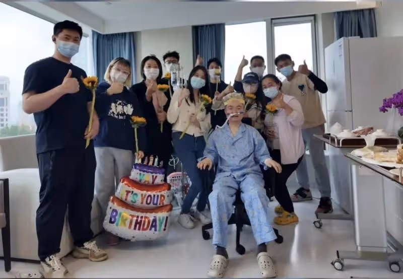 破冰團隊為蔡磊慶生,段睿送祝福惹人淚目!46歲蔡磊嘴唇萎縮嚴重