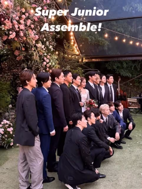 Super Junior在厲旭婚禮上合體，13人合影， 周覓和Henry也在現場