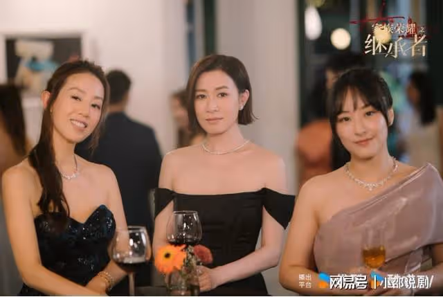 家族榮耀之繼承者：演員的真實年齡大揭秘！這對父子竟相差兩歲