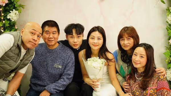 顏佑庭首公開「漂亮櫃姐老婆」！　曝戀愛過程：第一天就認定她