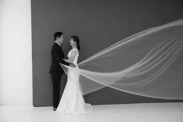SJ厲旭迎娶4年女友Ari！馬東石、MBLAQ天動同日結婚　韓星4對CP完婚
