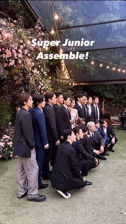 不只13人合體!SJ-M周覓、Henry也出席厲旭婚禮 15人大合照逼哭粉