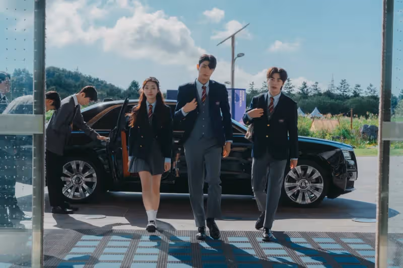 《繼承者們》2.0！最美童星自白「我殺了人」　金秀賢師弟揭貴族學校祕密