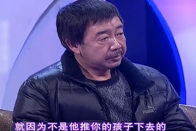 回顧:58歲大哥艱難救下溺水男孩,被男孩母親狀告:全是你的錯