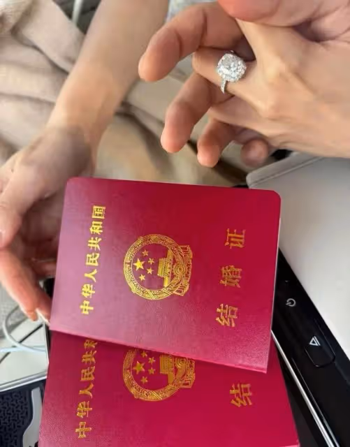 汪小菲二婚嬌妻被嘲「科技臉」，張雨綺大S張穎穎，誰更好看