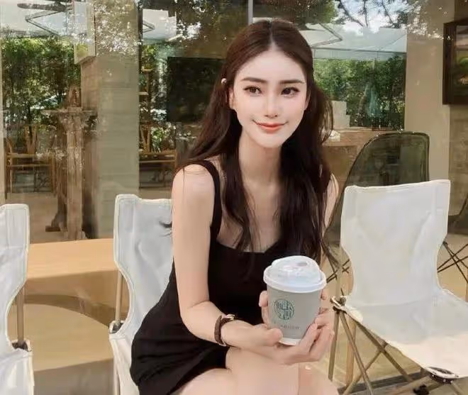 汪小菲二婚嬌妻被嘲「科技臉」，張雨綺大S張穎穎，誰更好看