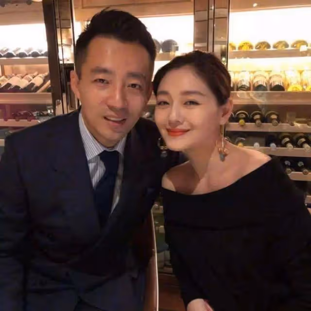 汪小菲二婚嬌妻被嘲「科技臉」，張雨綺大S張穎穎，誰更好看