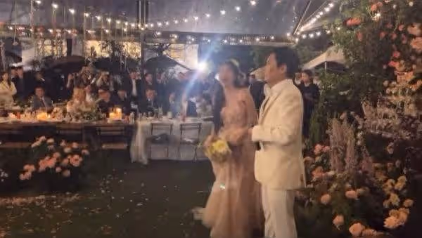 利特婚禮發言惹議!替強仁求情:反省15年請原諒他 韓網留言酸爆