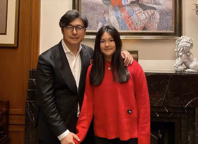 14歲王詩齡曬繪畫作品,線描和水粉樣樣精通,一幅畫曾賣到12萬!