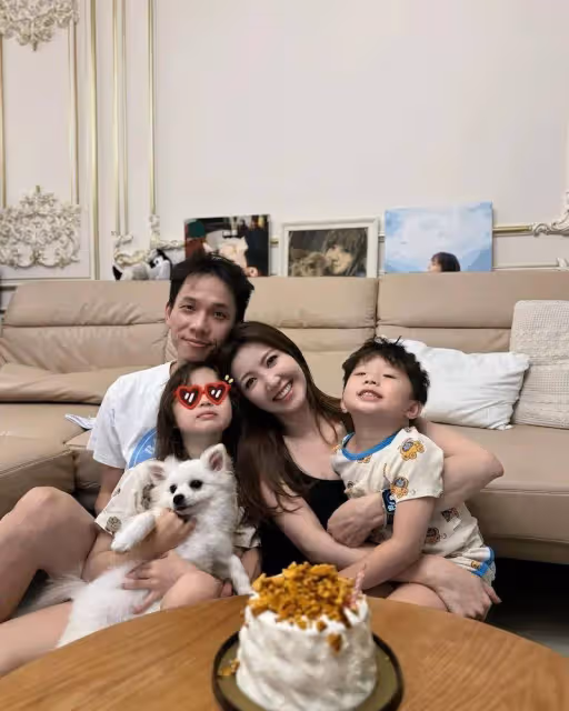 TVB長腿花旦32歲生日！帥氣弟弟曝光！曾被網友笑稱像母子！