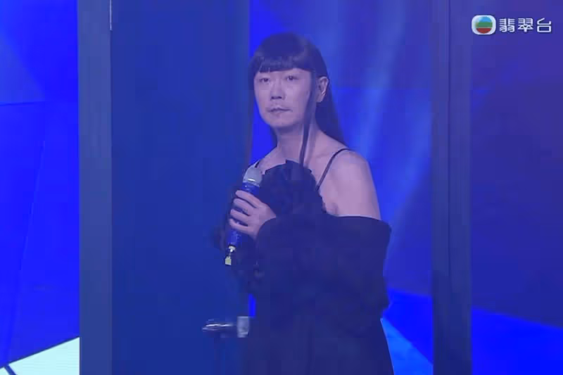扮誰像誰!TVB三男星打扮成人氣歌星模樣,全場爆笑!