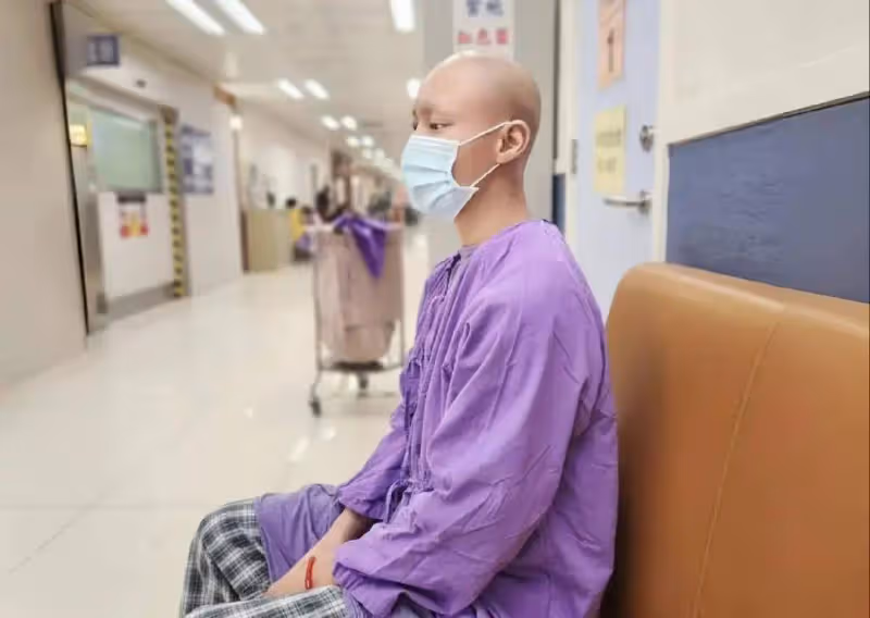 想要安樂死！28歲TVB男不幸患骨癌，化療後病情加重