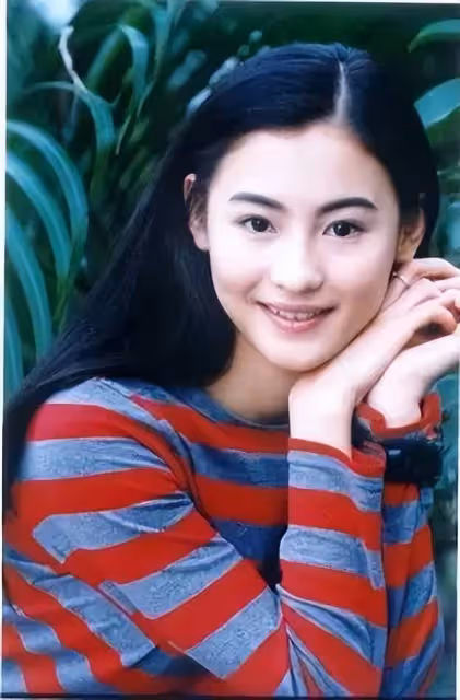 娛樂圈中的5位玉女派:個個美如天仙、魅力獨特,如今依舊迷人