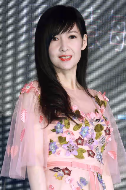 娛樂圈中的5位玉女派:個個美如天仙、魅力獨特,如今依舊迷人