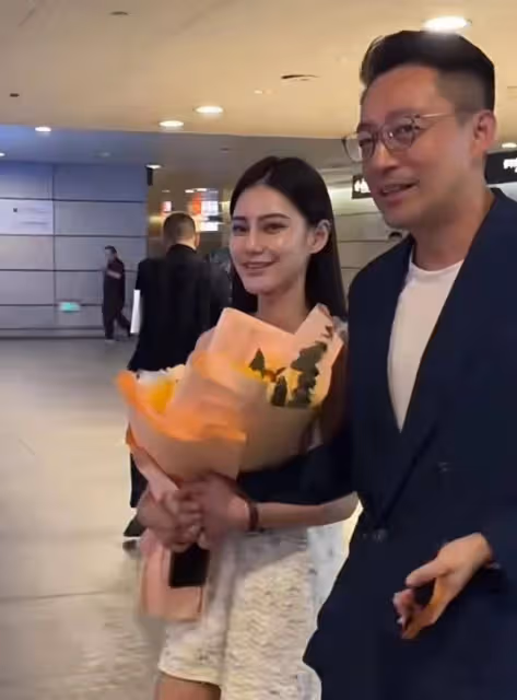 汪小菲新婚流量賺翻,馬筱梅現身機場樂開花!大S有意為難前夫!