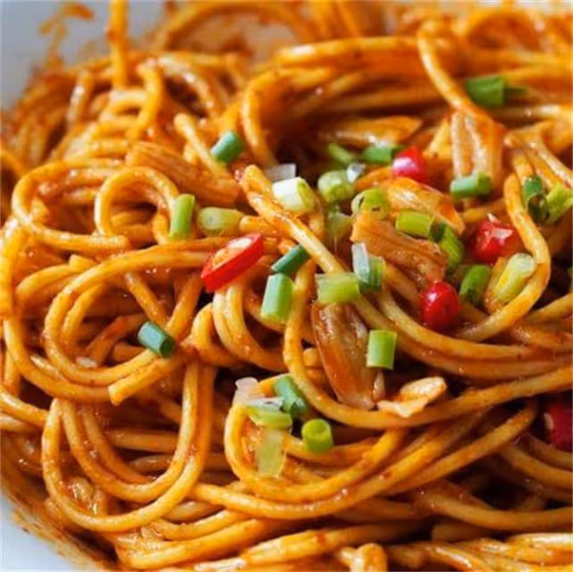 飯店的涼拌面為啥那麼好吃?料汁是關鍵,大廚毫不保留分享給你