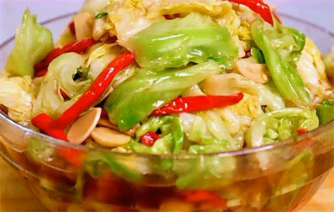 包菜怎麼腌製成酸脆的泡菜?怎樣腌才酸脆爽口呢?方法簡單易操作
