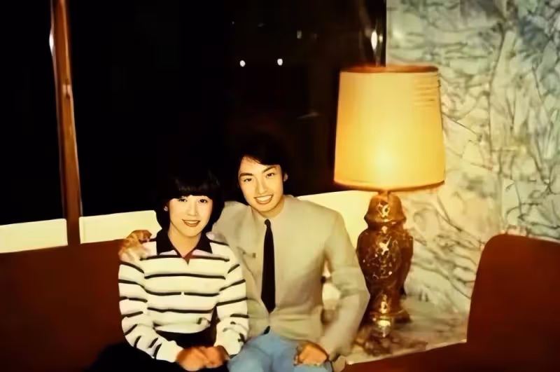 67歲「無妻無子」的費玉清不婚原因曝光:「我死後,請把我葬在她身邊」