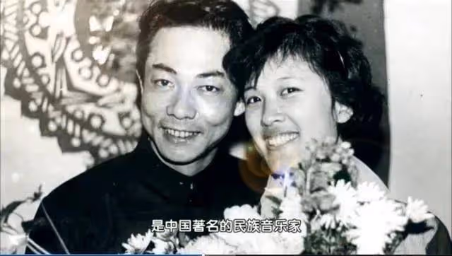 她是國家一級演員,結婚46年因拍戲錯過最佳生育,如今61歲當上母親享天倫之樂