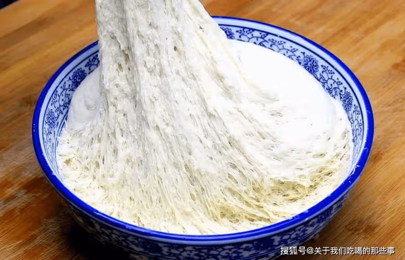 發麵只加酵母就錯了,教你正確做法,半小時發滿盆,膨鬆柔軟