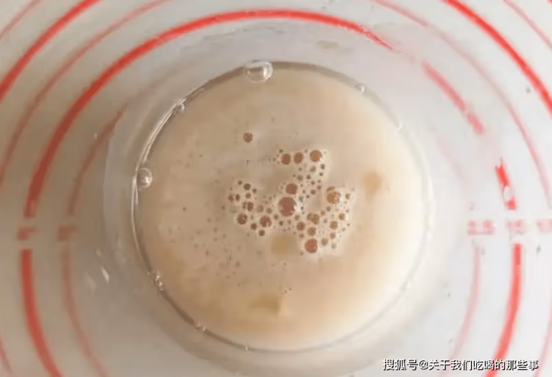 發麵只加酵母就錯了,教你正確做法,半小時發滿盆,膨鬆柔軟