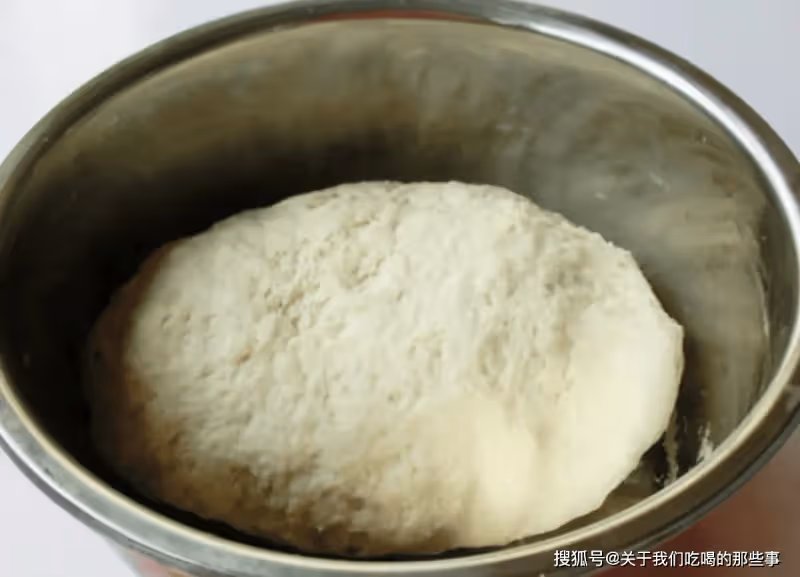 發麵只加酵母就錯了,教你正確做法,半小時發滿盆,膨鬆柔軟