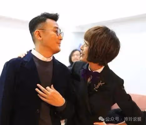 兩位央視女主持與他糾纏不清,情願做地下情人也不結婚,57歲還沒玩夠?