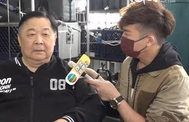 TVB老戲骨老年悽慘住護老院，替長女還債換來絕情，內地女友沒來探望