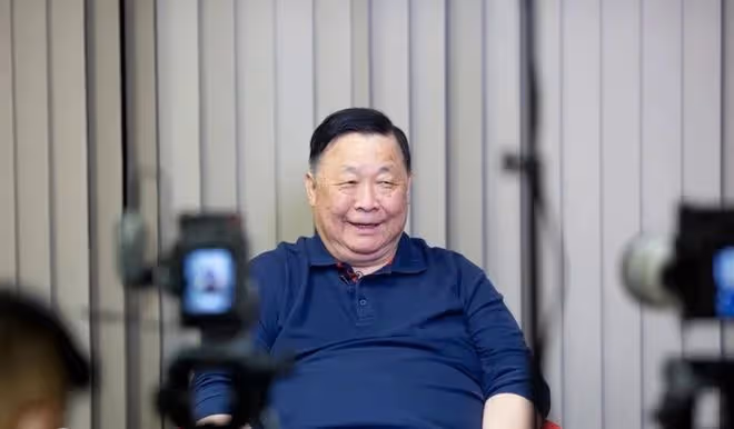 TVB老戲骨老年悽慘住護老院，替長女還債換來絕情，內地女友沒來探望