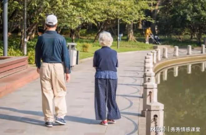 領證之後,才發現老伴有87歲老母,我:要麼分,要麼你媽你照顧