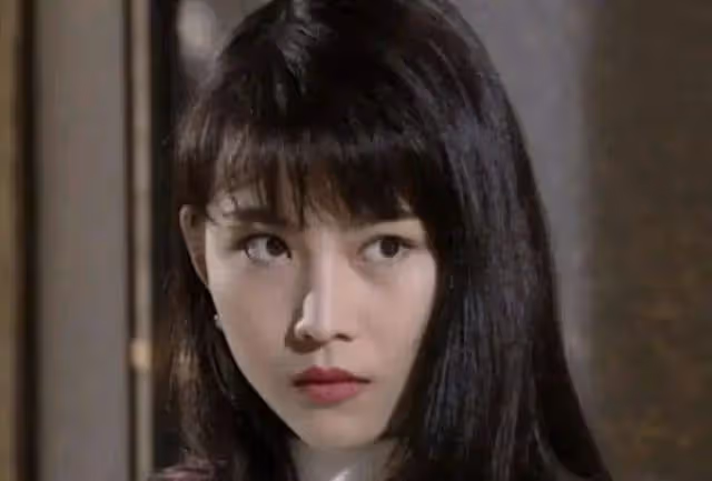 年輕時傾國傾城，如今卻「胖成大媽」，這8位發福的女星可惜了！