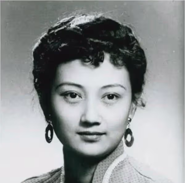 驚艷時光的十大美女影星：王曉棠第九，秦怡第五，你最愛哪一位？