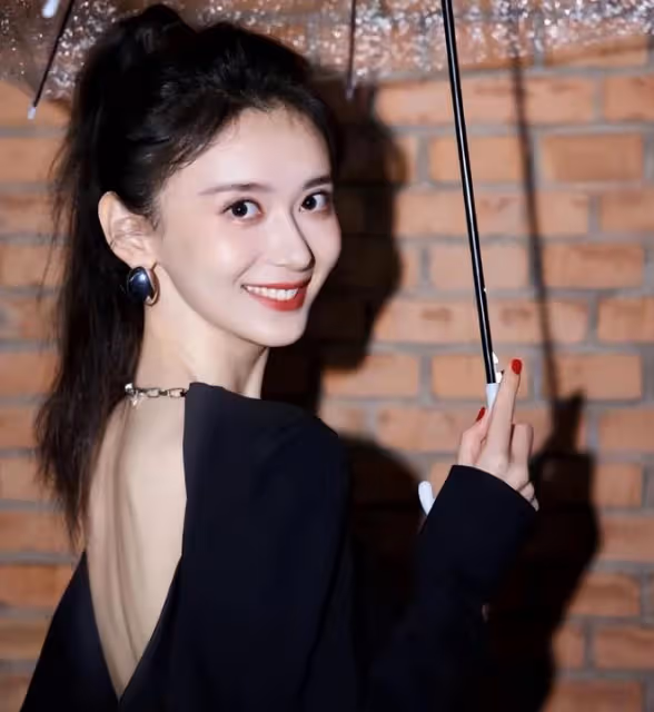 高亞麟退出名下公司，徐梓鈞採訪照公開，魏嘉已回歸正常生活