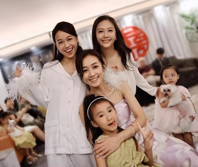 黃心穎婚後生活不幸福？姐姐黃心美透露：她好像連呼吸都有錯