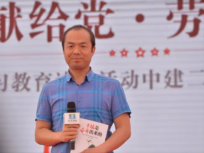 回顧:擊敗北大才子,獲詩詞大會冠軍的外賣小哥,如今怎樣了
