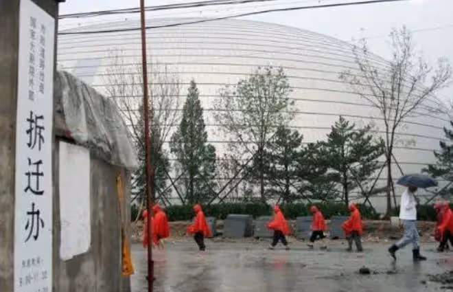 回顧上海釘子戶張新國:為多要房子和賠償,霸路14年,一分沒多賺