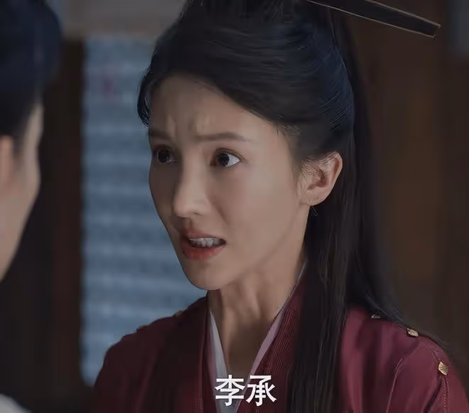 女演員長相很重要，《慶餘年2》48歲李小冉出場，才明白人間尤物