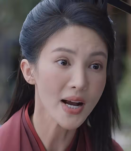 女演員長相很重要，《慶餘年2》48歲李小冉出場，才明白人間尤物